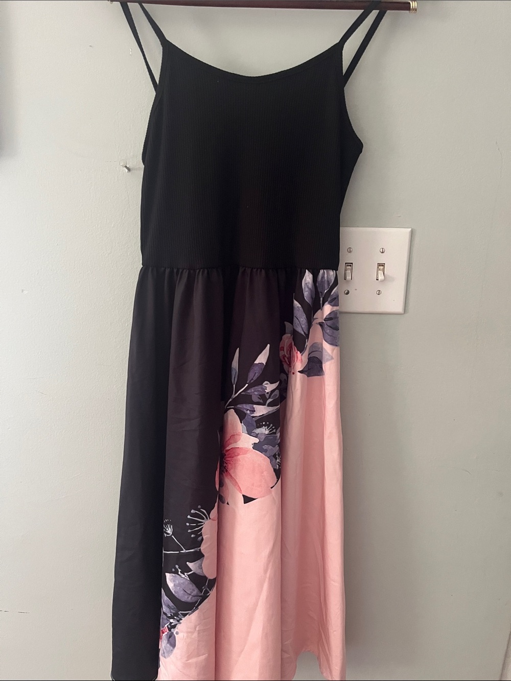 Women’s Black & Pink Floral Midi Spaghetti-Strap Dress